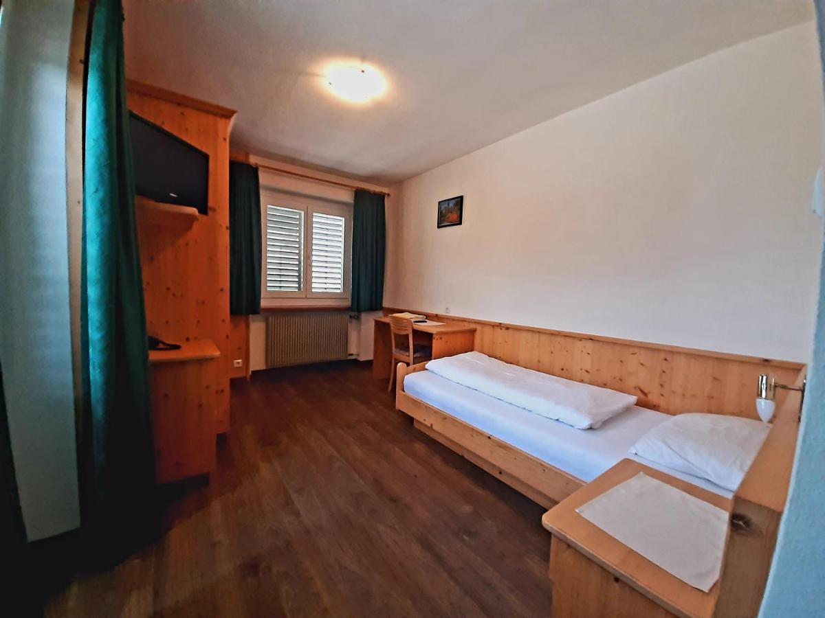 Olang Hotel Poernbacher מראה חיצוני תמונה