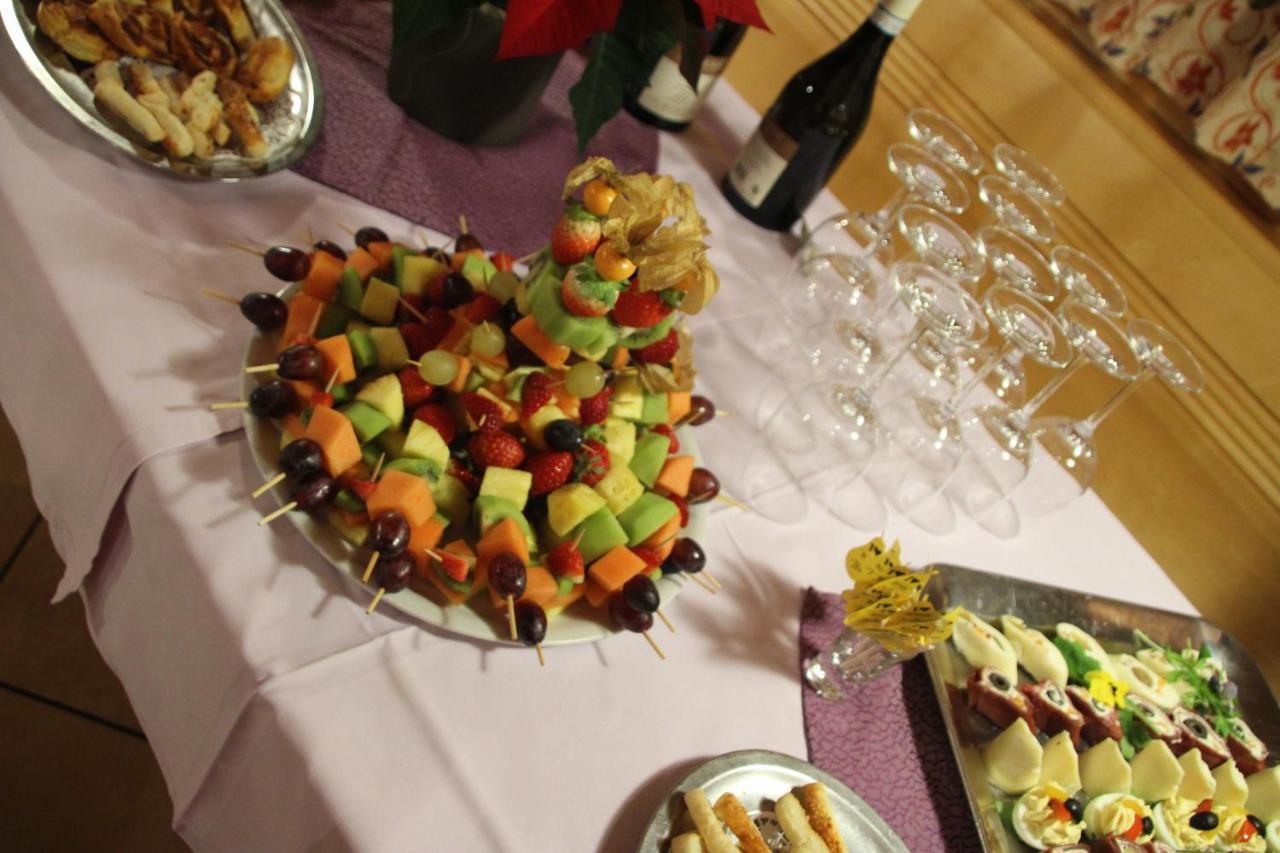 Olang Hotel Poernbacher מראה חיצוני תמונה