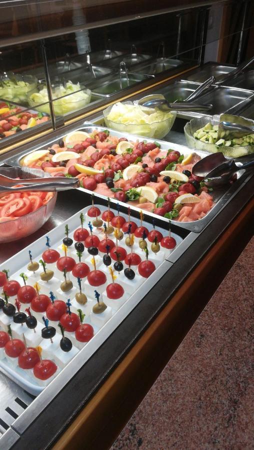 Olang Hotel Poernbacher מראה חיצוני תמונה