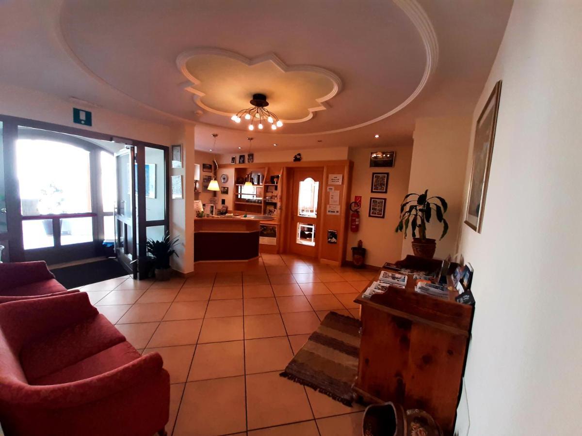 Olang Hotel Poernbacher מראה חיצוני תמונה