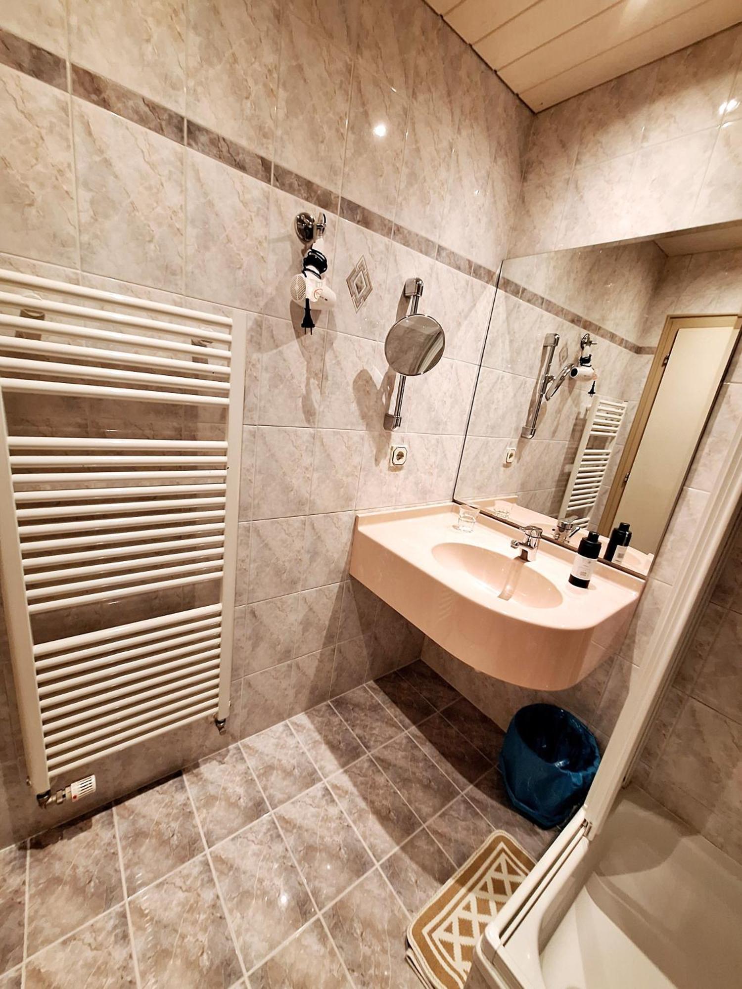 Olang Hotel Poernbacher מראה חיצוני תמונה