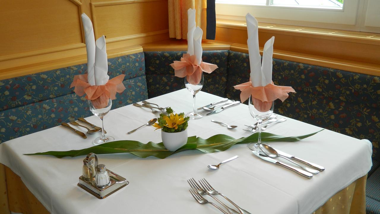 Olang Hotel Poernbacher מראה חיצוני תמונה